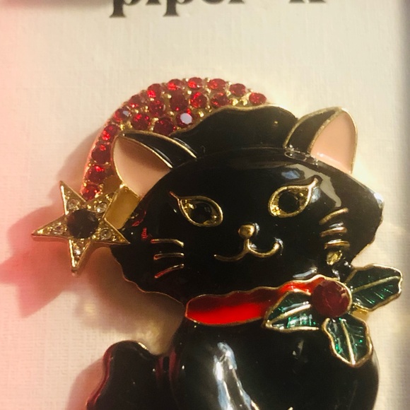 Piper K Black Cat Brooch with Santa Hat - Picture 3 of 3